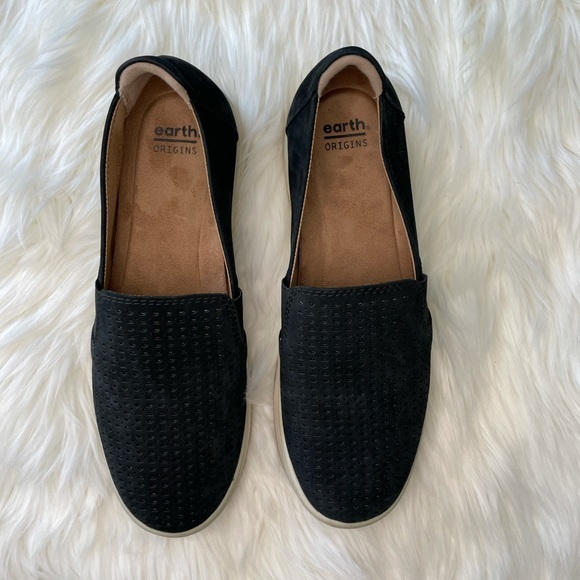 Earth Origins Eclipse Elin Black Perforated  Slip On Comfort Shoe Loafer - Picture 7 of 11